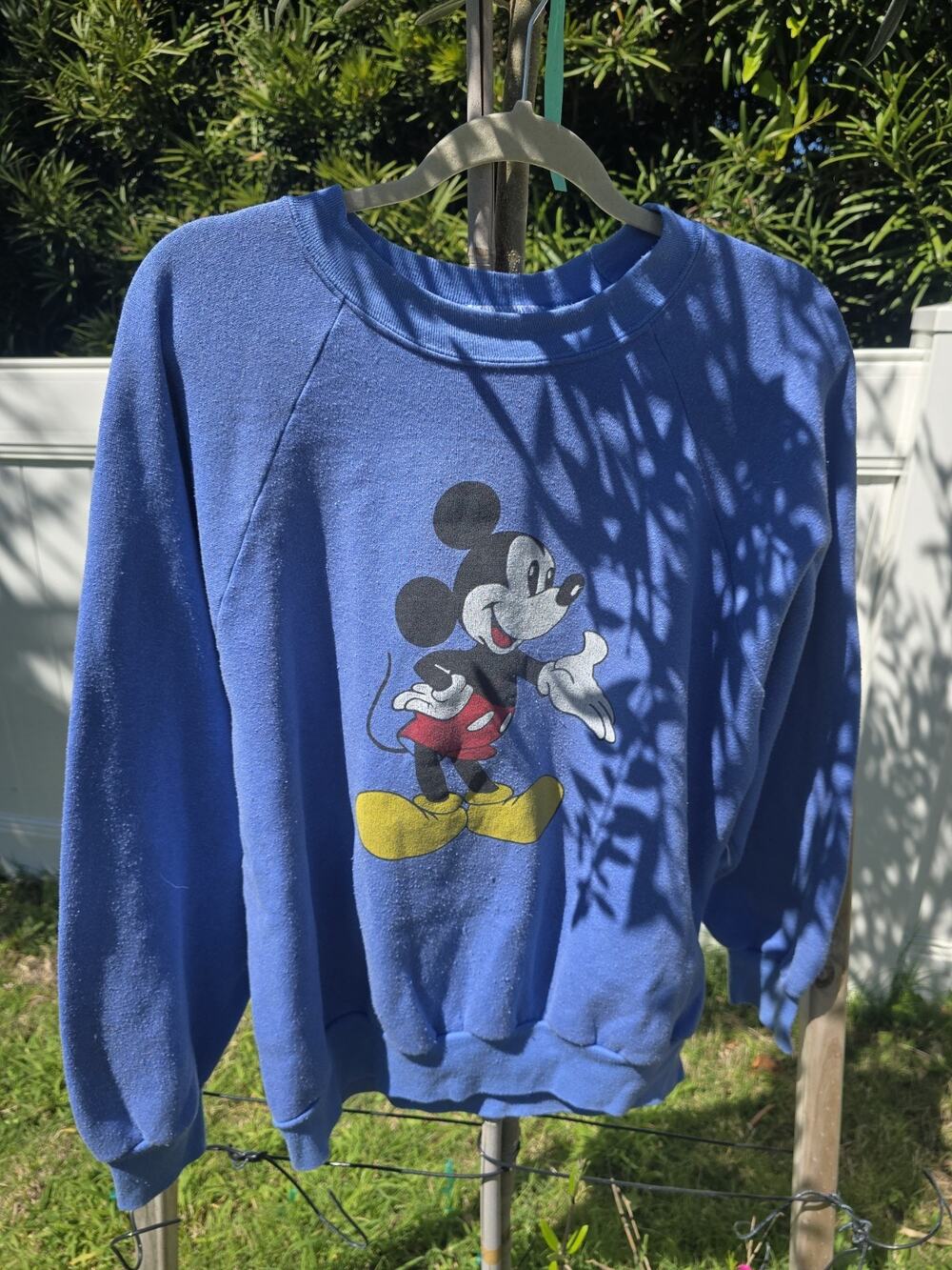 1980s GOLDS GYM Mickey Mouse Sweatshirt LARGE Vintage 80s RARE MADE IN USA
